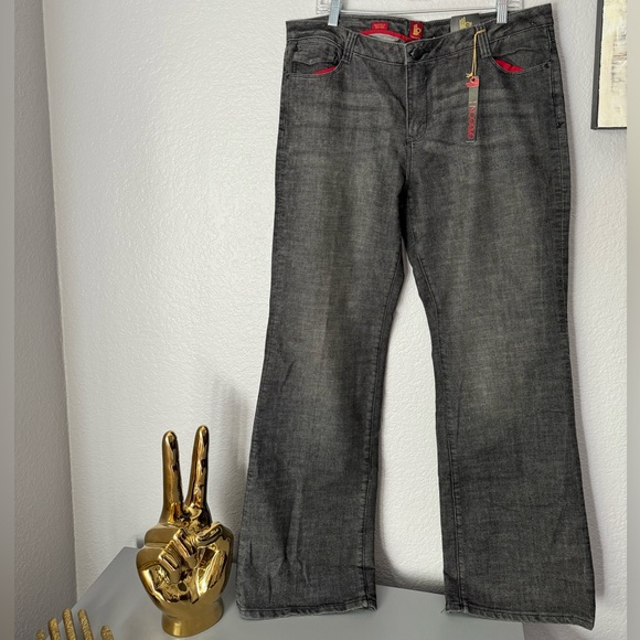 NWT Sasson ⭐️ Stardust Vintage 90’s Jeans With Rhinestones & Embroidery.  S-16. - Picture 3 of 14